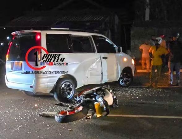 A motorcycle racing on the road at Hali Ela collides with the body of a van that was turning from the road.