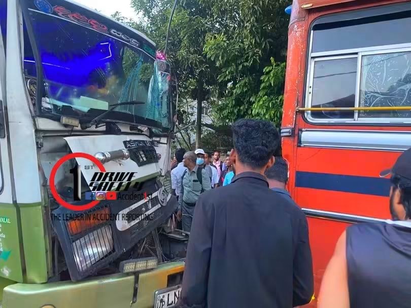 Rear-End Collision in Pokunuwita: Heavy Lorry Crashes into Halted SLTB Bus at Kulupana Bus Stop