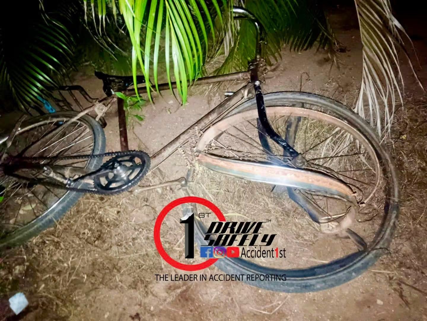 Three people were injured in a head-on collision between a motorcycle and a bicycle on the Buttala-Unawatuna road: the motorcyclist was taken to Monaragala General Hospital in serious condition.