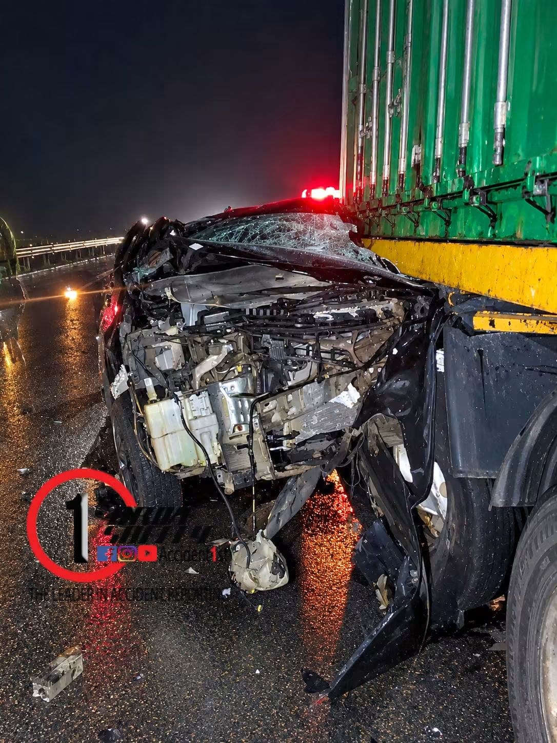A car collides with the back of a container which has slowed down due to a pawn near the 3rd km post of the Southern Expressway: Two injured